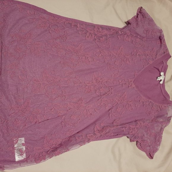 Lavender lace top - Picture 3 of 3